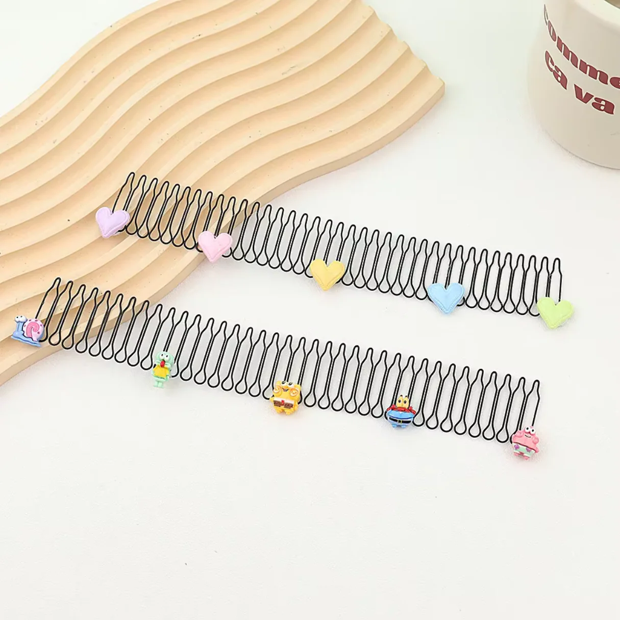 Cute Cartoon Design Hair Comb Strip Kids and Adults (Pack of 4) (Random Design) - Image 5