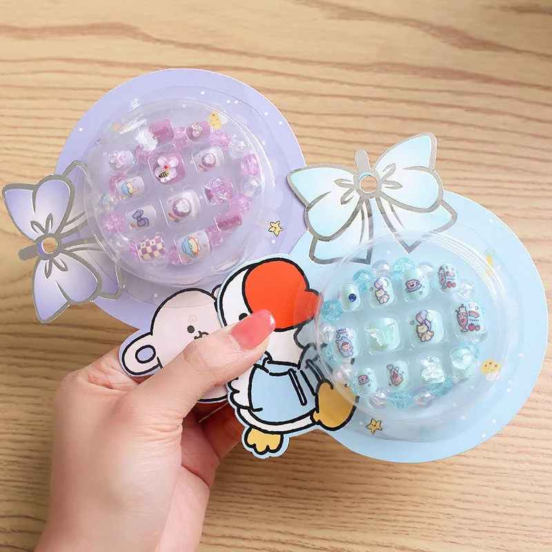 Cute Design Attractive Baby False Nail with Bracelet for kids - Image 3