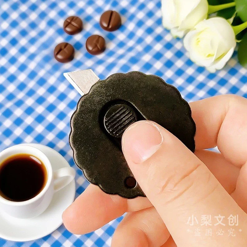 Cookie-Shaped Mini Cutter | Kawaii Stationery Craft Knife 1Pc - Image 10
