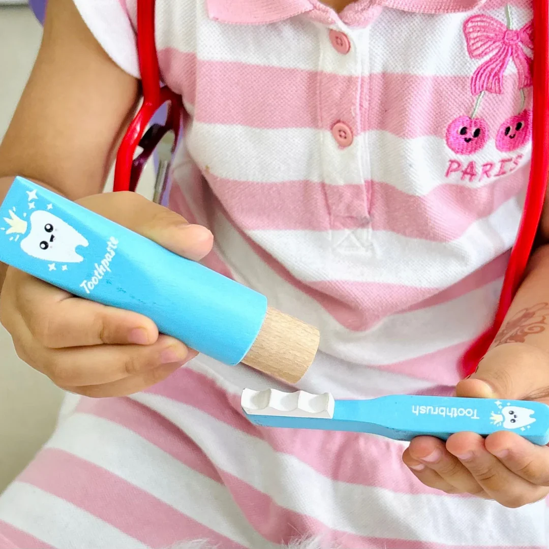 Cots and Cuddles Premium Wooden Little Doctor Dentist Pro Kit Pretend Play for Kids - Image 2