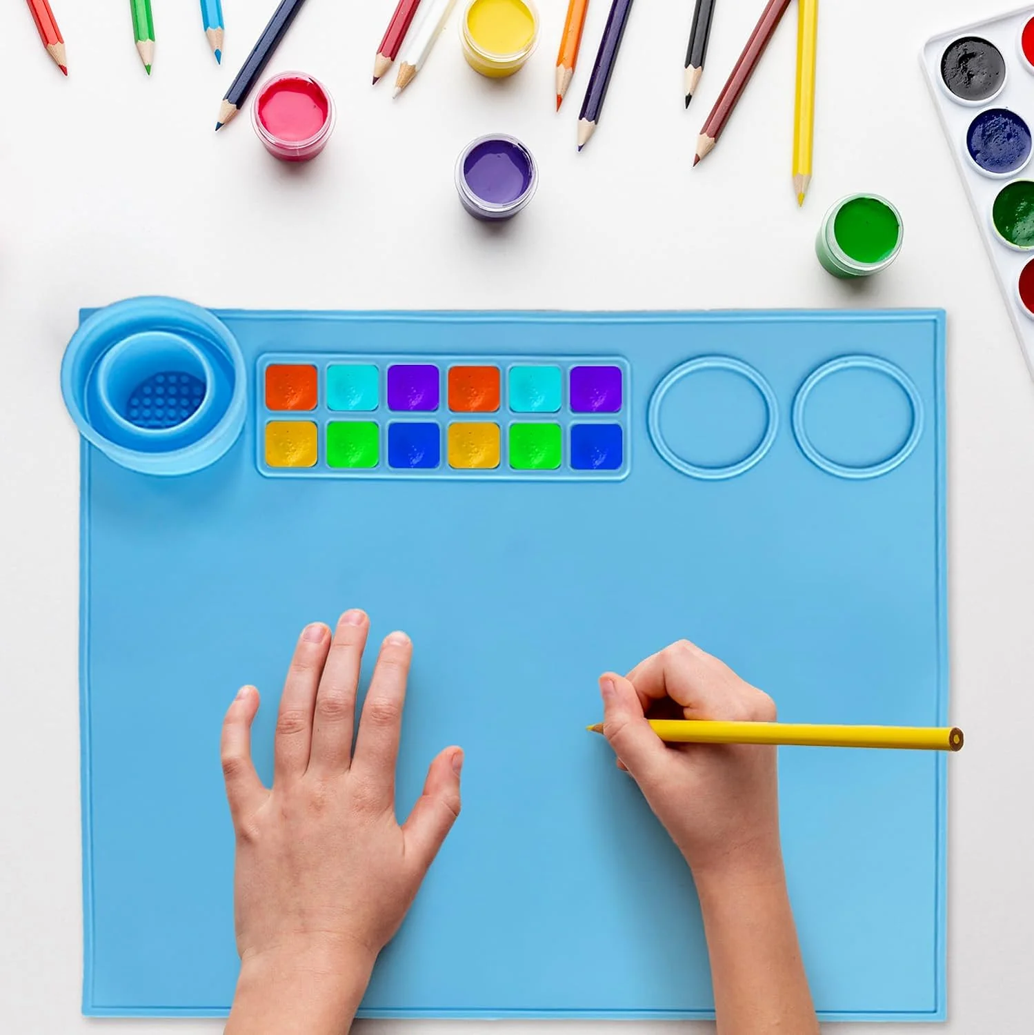 Silicone Painting Mat for Kids Mess Free for Crafts (Mix Color)(Pack Of 5/10)(Prepaid Only) - Image 6