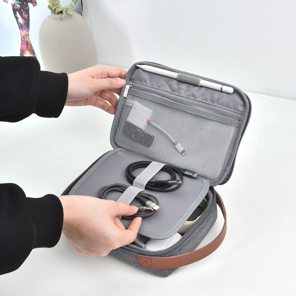Tech Accessory Organizer: Travel in Style - Image 7